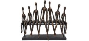 Skulptur Community - sitzende Menschengruppe