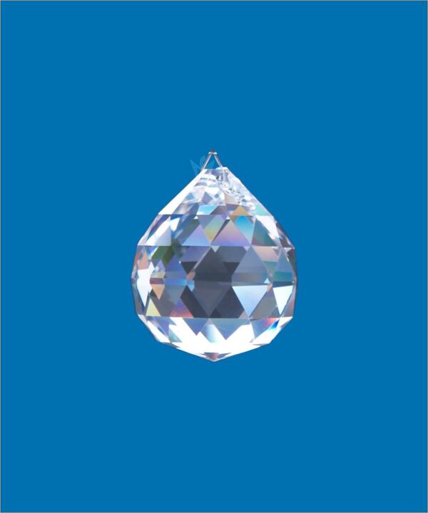 Bleikristallkugel Prisma Kristallkugel Facettenschliff am Perlonfaden - Fensterschmuck - Baumschmuck - Regenbogen Sun Catcher - Kronleuchter Schmuck