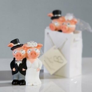 Hochzeitpaar in Geschenktüte - Glücksschweine als Brautpaar für Geldgeschenk